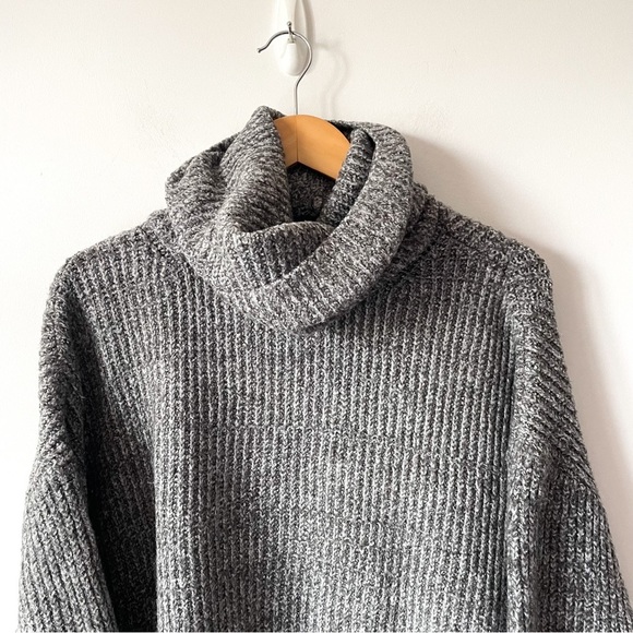 Zara Soft Knit Oversized Slouchy Turtleneck Sweater Heather Grey Sz Medium - Picture 5 of 9